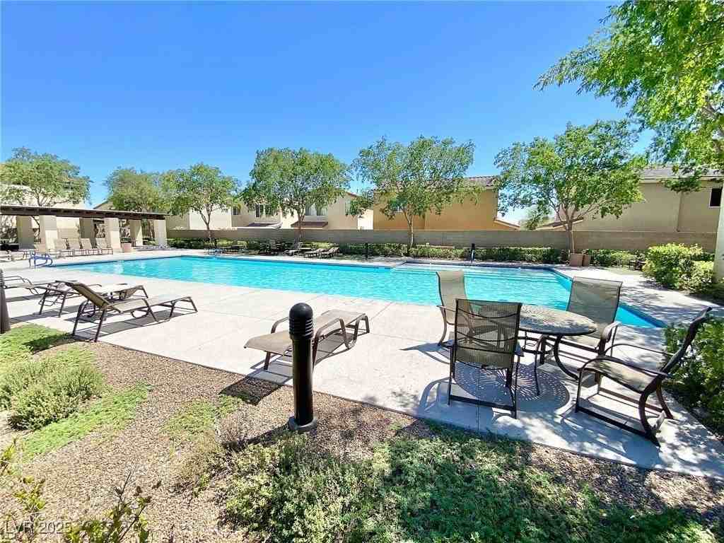 9088 Mount Wilson Street - Photo 2 of 31