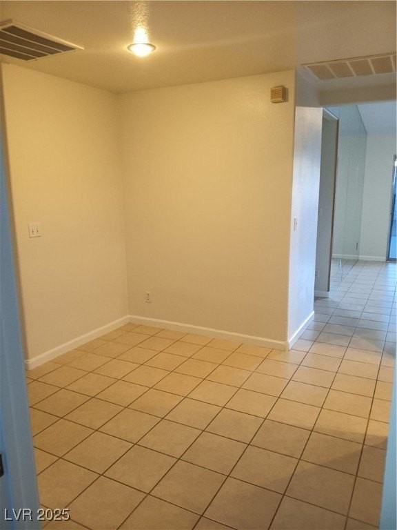 5540 Great Divide St - Photo 6 of 13