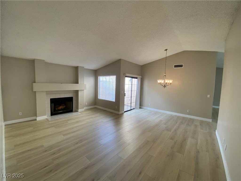 376 Legacy Dr - Photo 4 of 26