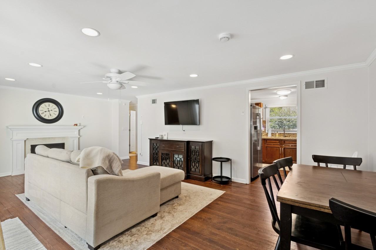 7329 Ash St #1 - Photo 6 of 26