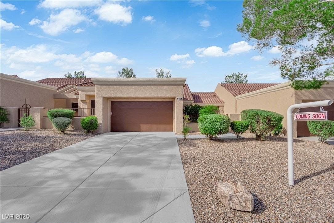 9424 Gold Mount Drive #0 - Photo 4 of 32