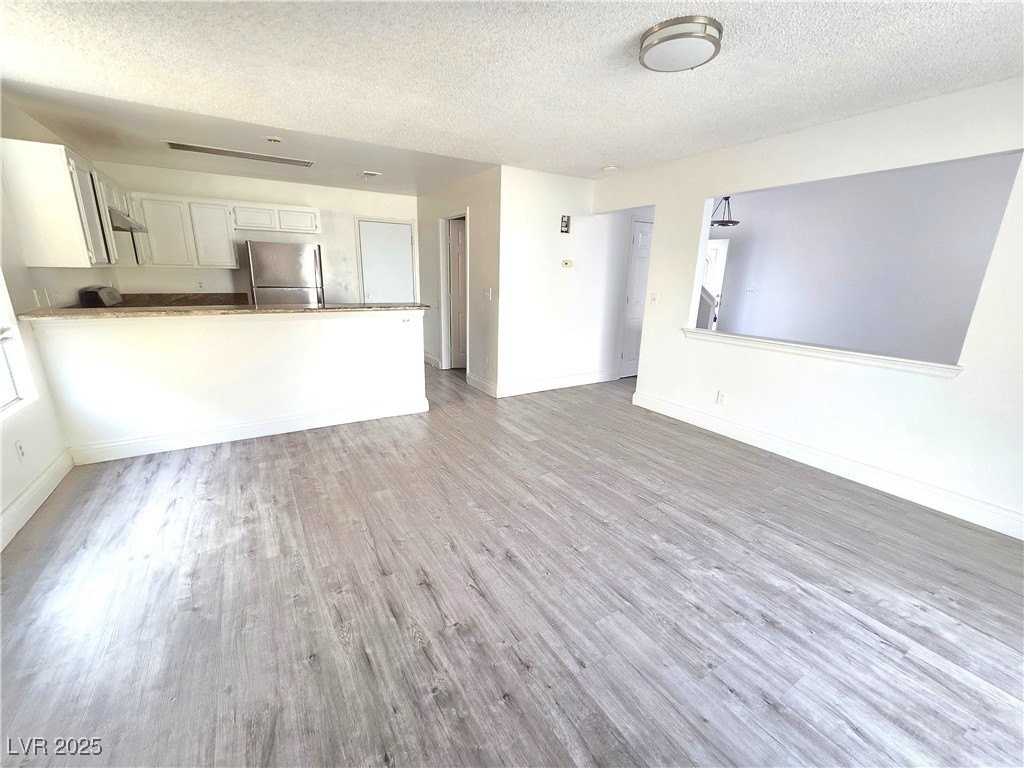 1840 Turtlerock Street - Photo 6 of 24