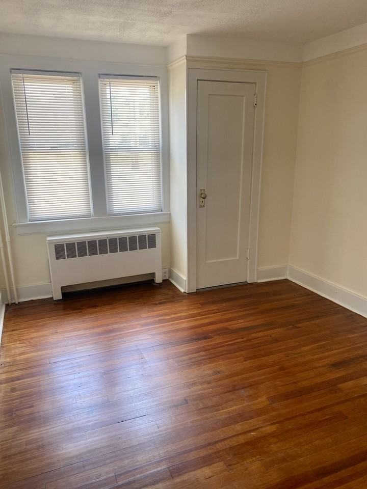 39 Maynard St #39-3W - Photo 4 of 7