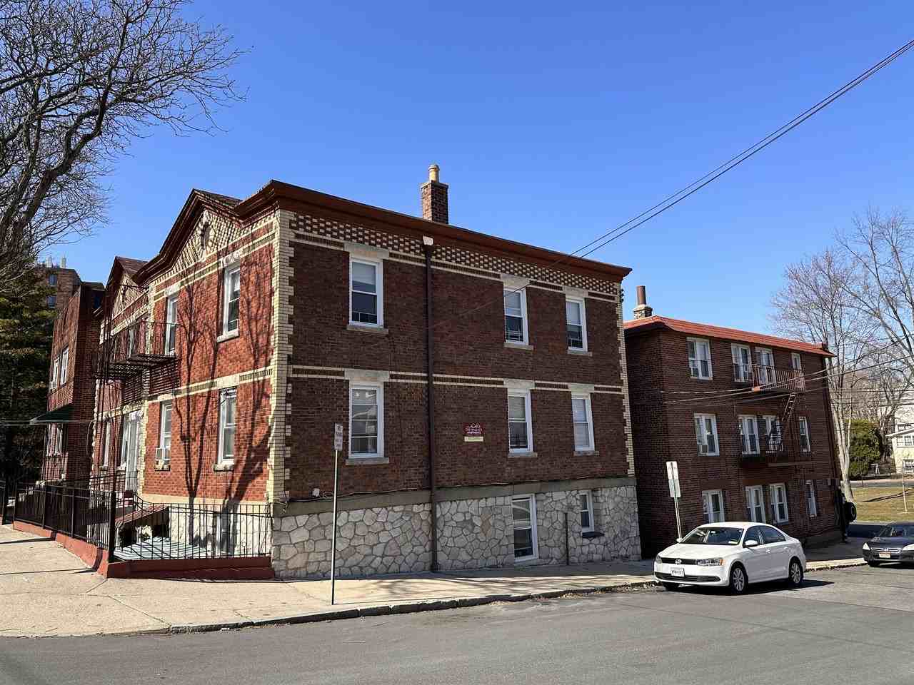 39 Maynard St #39-3W - Photo 7 of 7