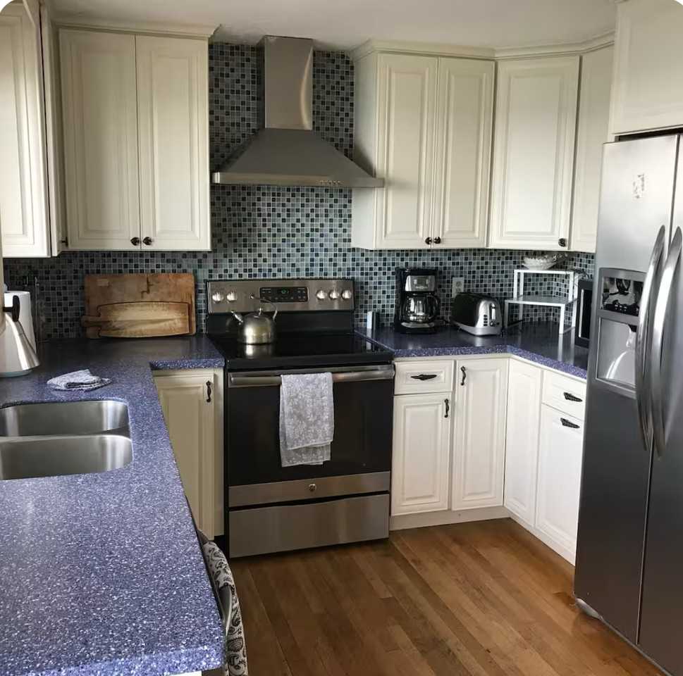 174 Warren Avenue #1 - Photo 2 of 13