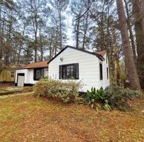 featured image of 757 Woodbury Road #1