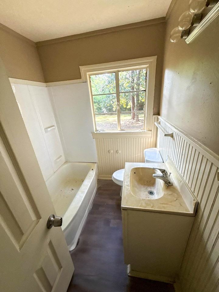 757 Woodbury Road #1 - Photo 2 of 6