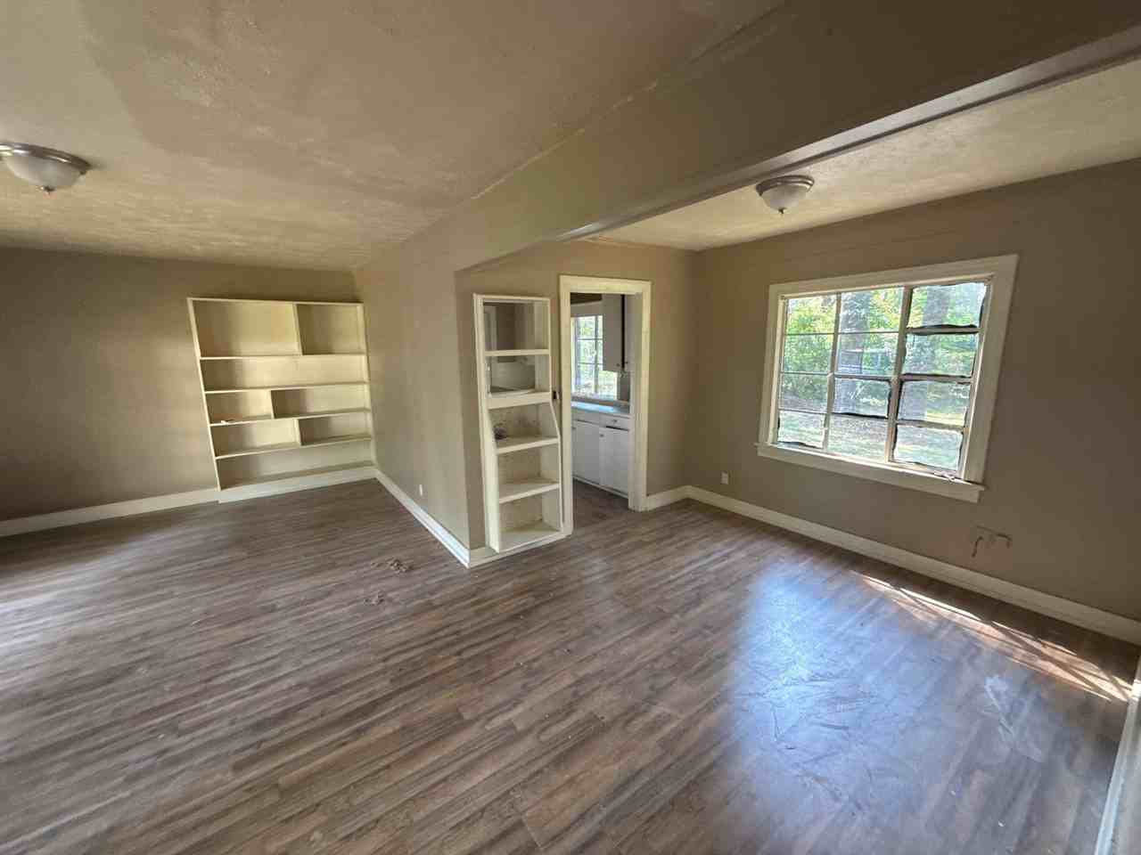 757 Woodbury Road #1 - Photo 5 of 6