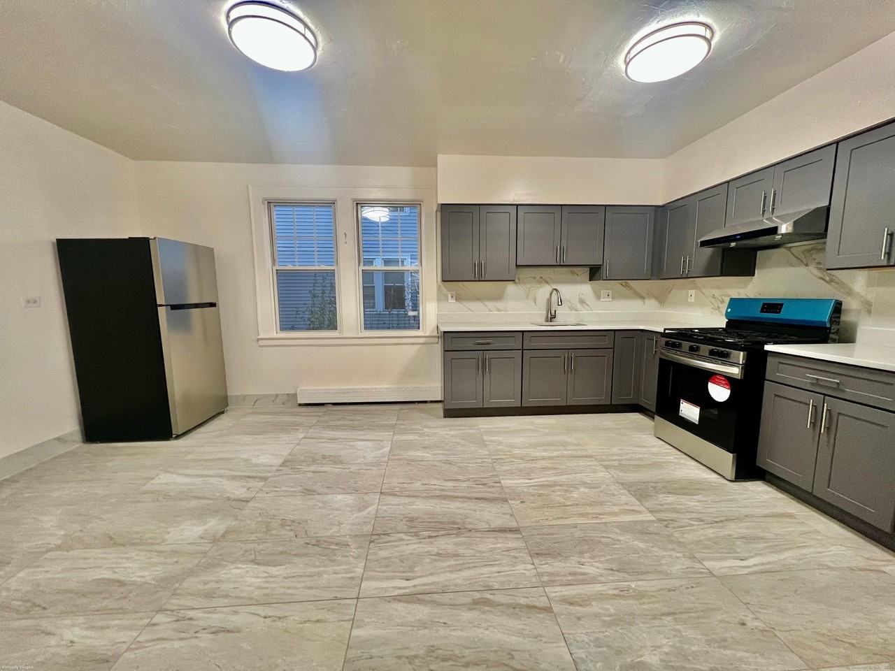 38 Wilson Street - Photo 4 of 30