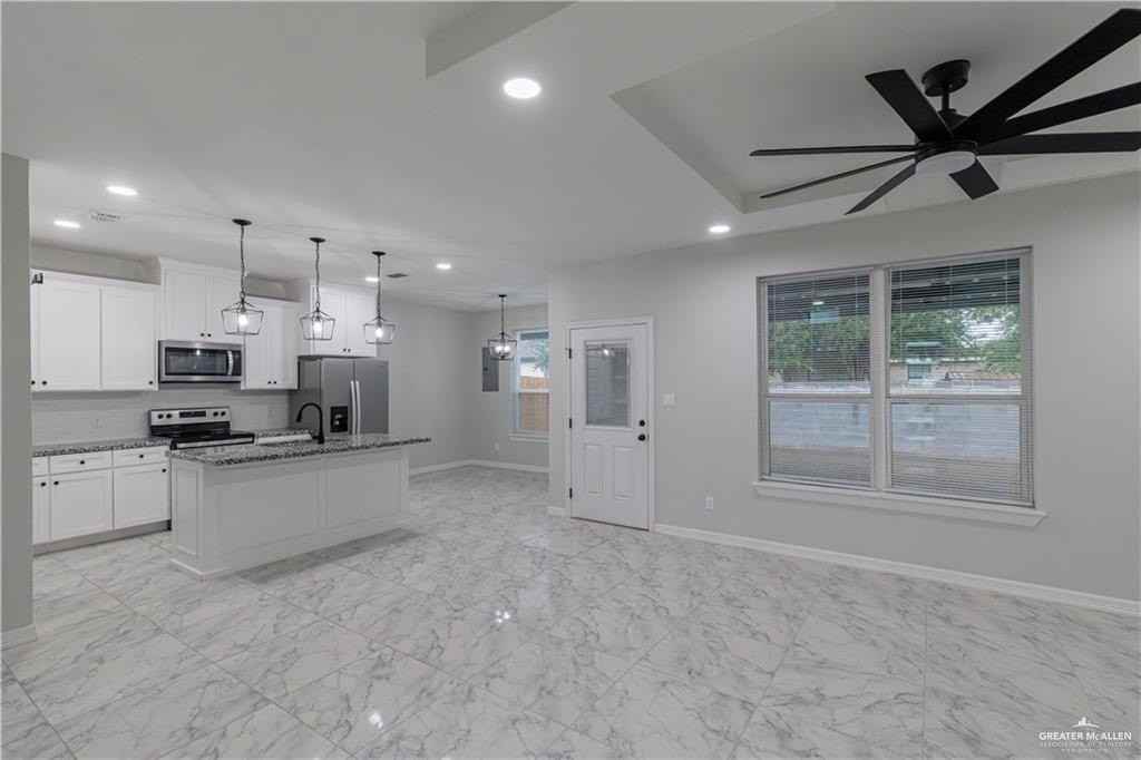 5604 N Crown Pt - Photo 5 of 14