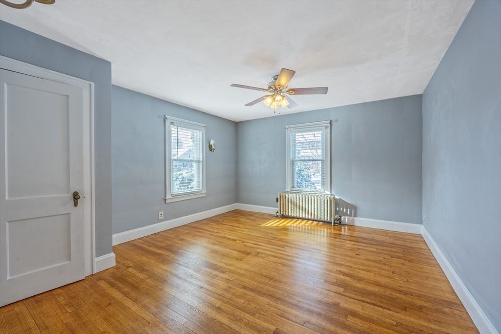27 Lathrop Street - Photo 3 of 21