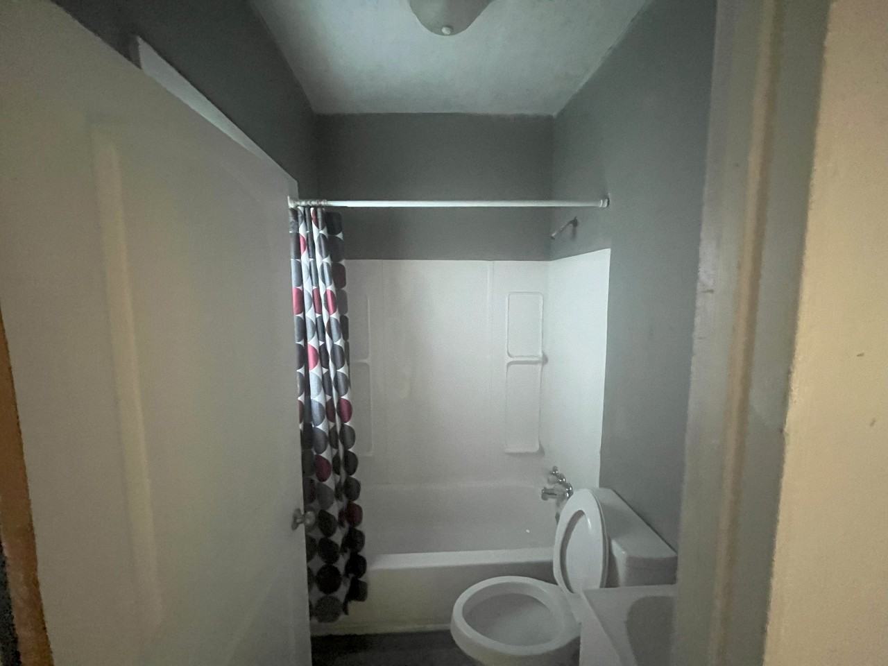 2239 E 34th St #1 - Photo 6 of 12