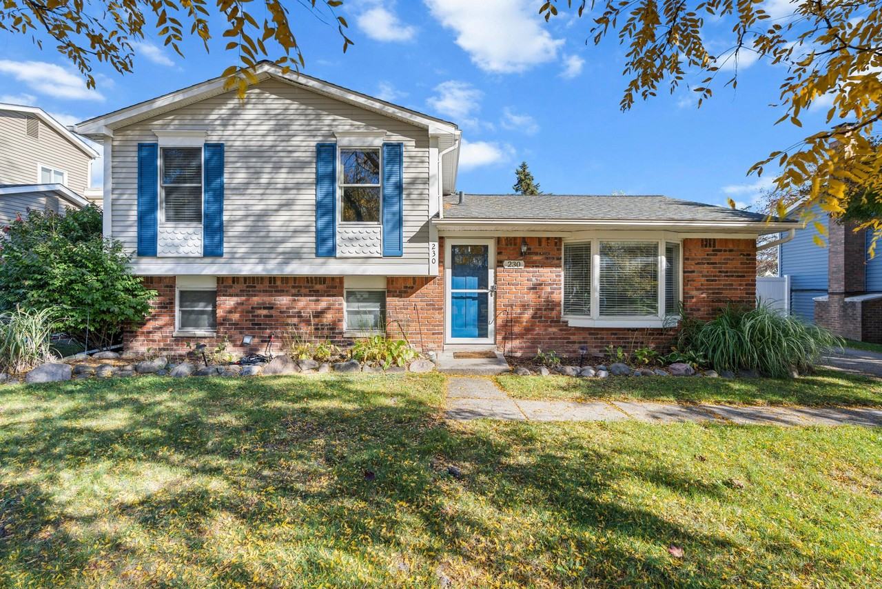 230 Selkirk Street - Photo 3 of 28