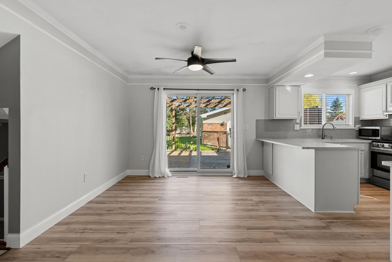 230 Selkirk Street - Photo 7 of 28