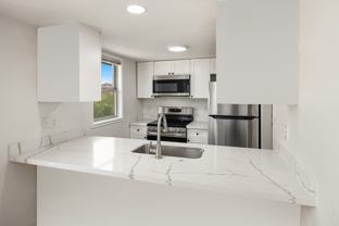 717 Hawthorne Street #D8 - Photo 1 of 1