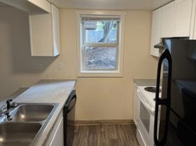 717 Hawthorne Street #D1 - Photo 1 of 1