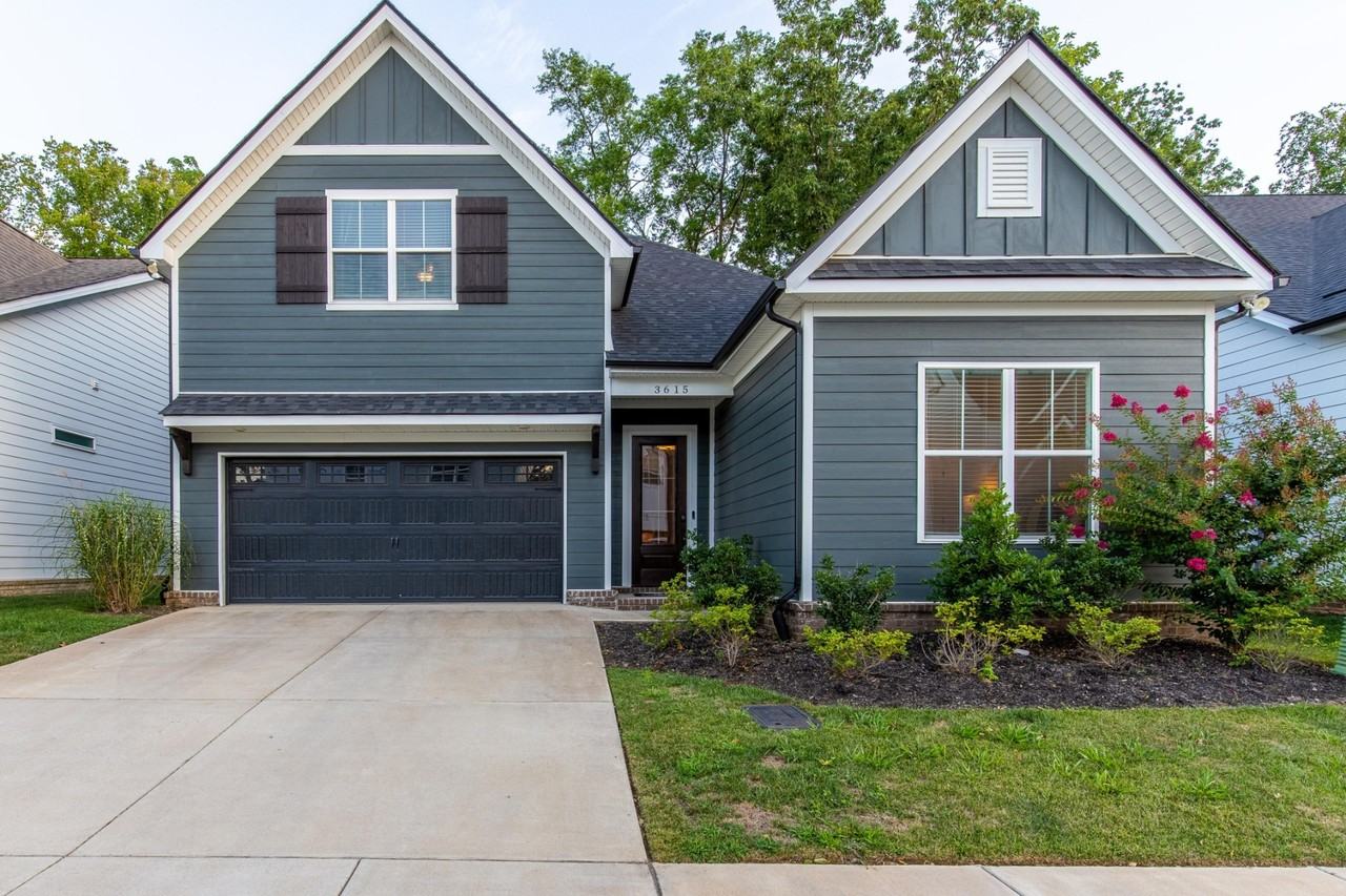 3615 Jacaranda Ln - Photo 2 of 36