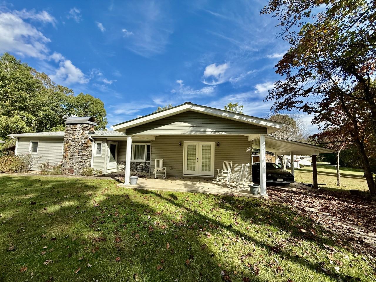 110 Holly Ave #1 - Photo 2 of 17