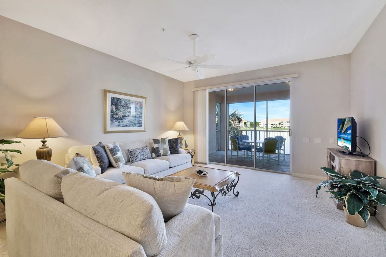 17040 Willowcrest Way #205 - Photo 6 of 25