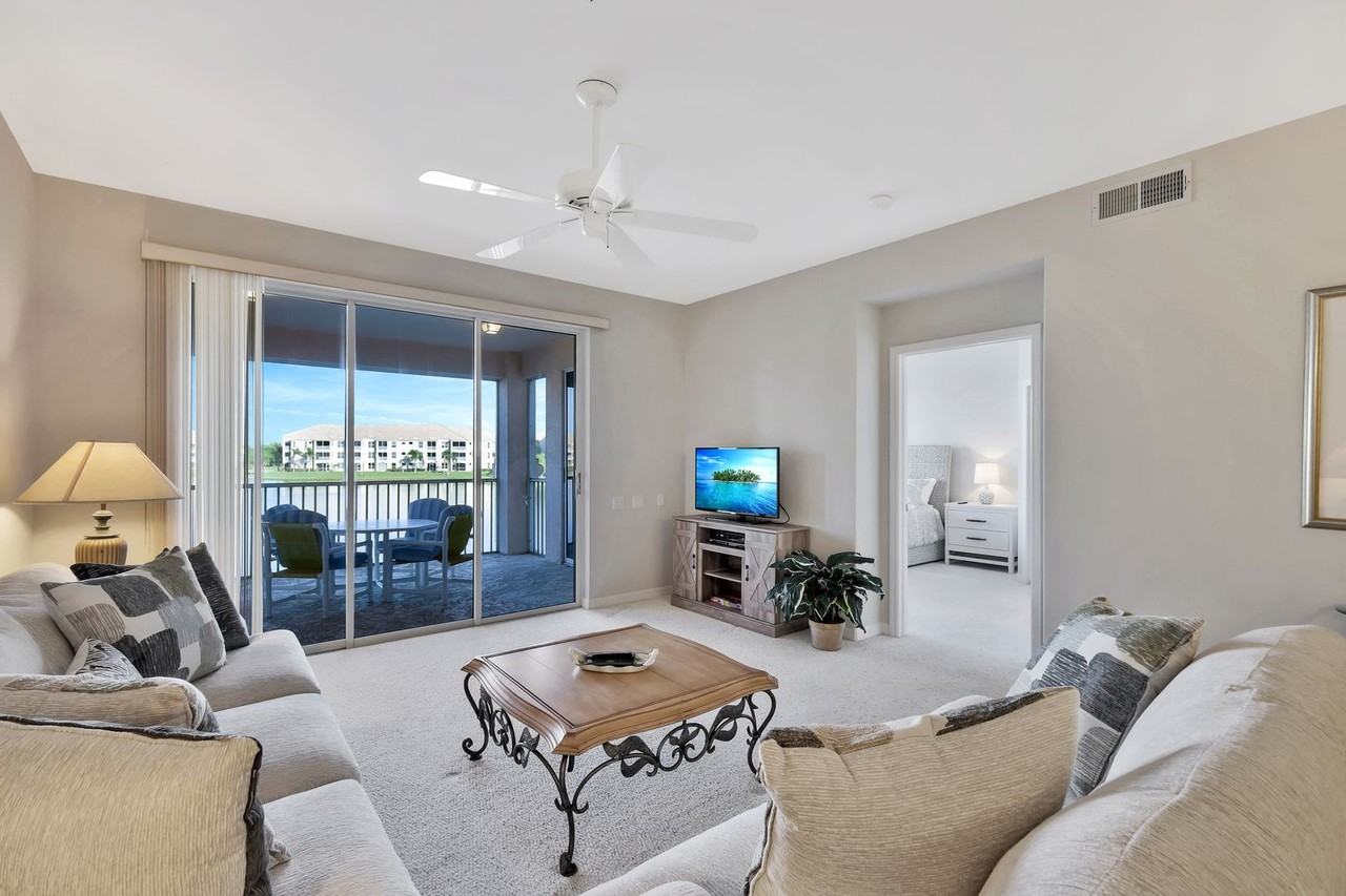 17040 Willowcrest Way #205 - Photo 7 of 25