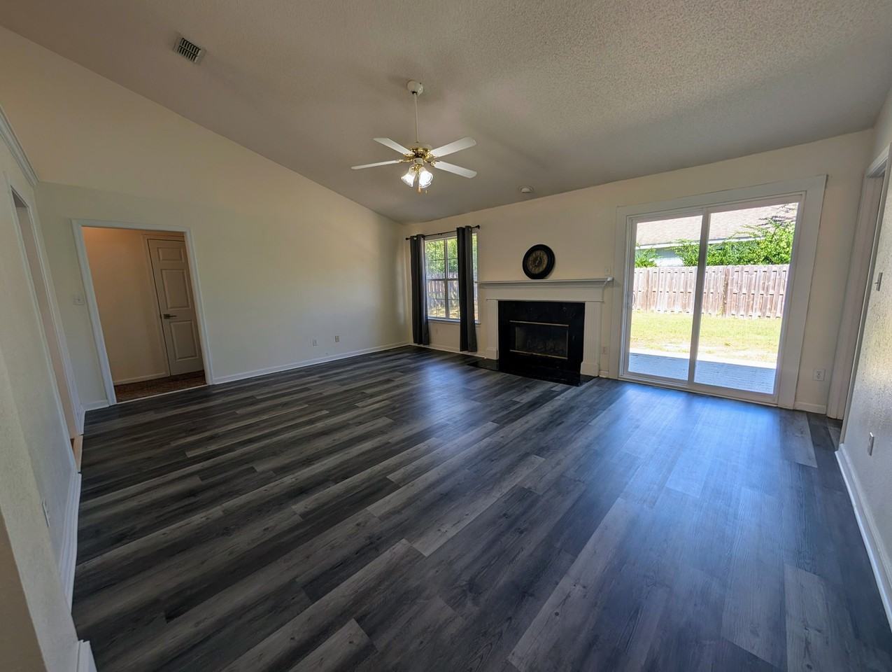 192 Sugar Plum Dr #1 - Photo 4 of 12