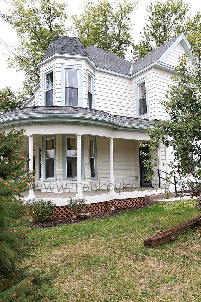 105 Southwest 9th Street #B