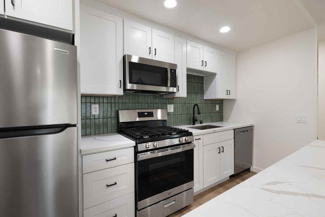 6142 Mesita Dr #1 - Photo 5 of 15