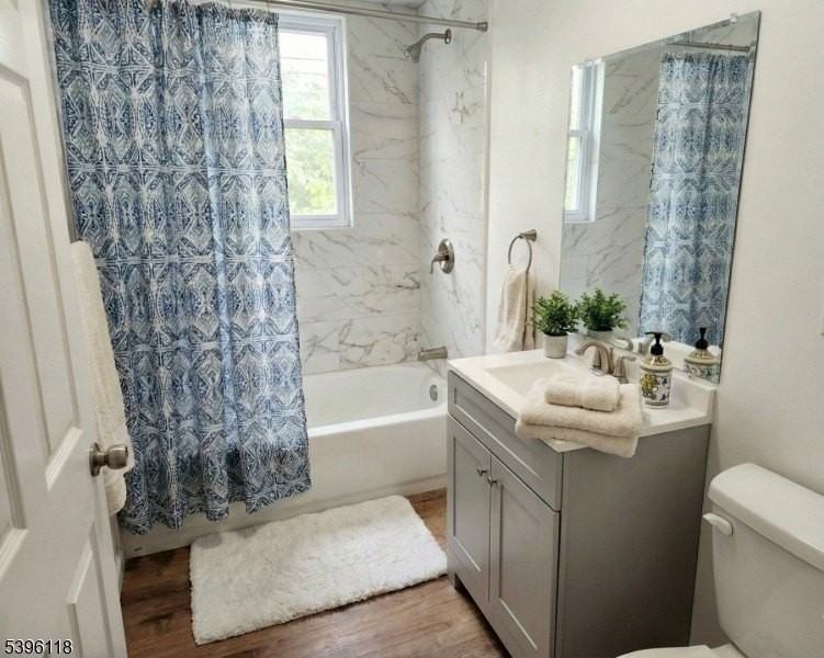 518 East 23rd Street #1R - Photo 3 of 10