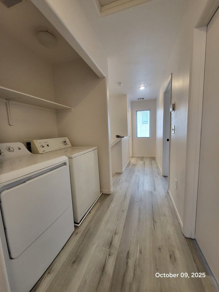 9708 Villa Lorena Ave #1 - Photo 6 of 15