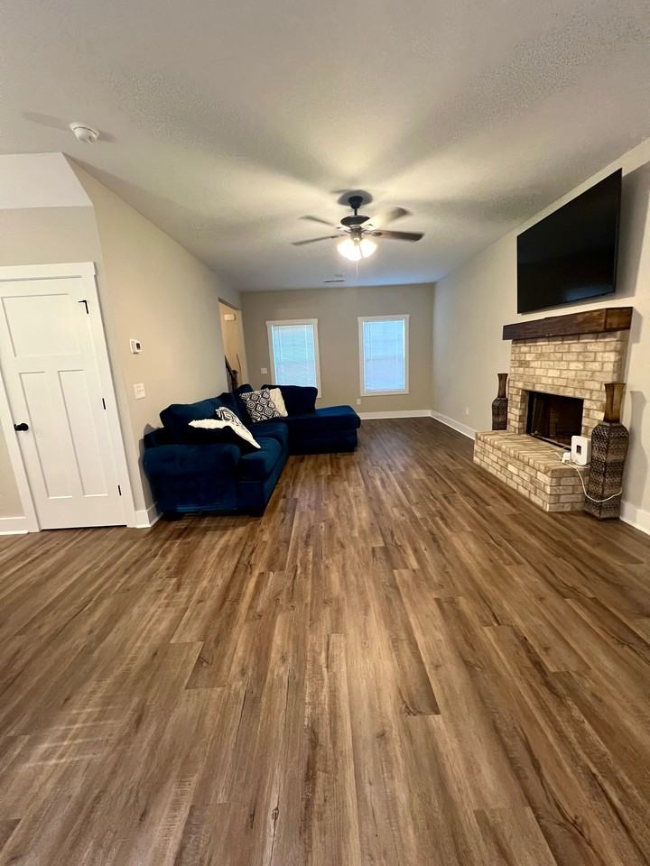 144 Ducati Dr #1 - Photo 4 of 6