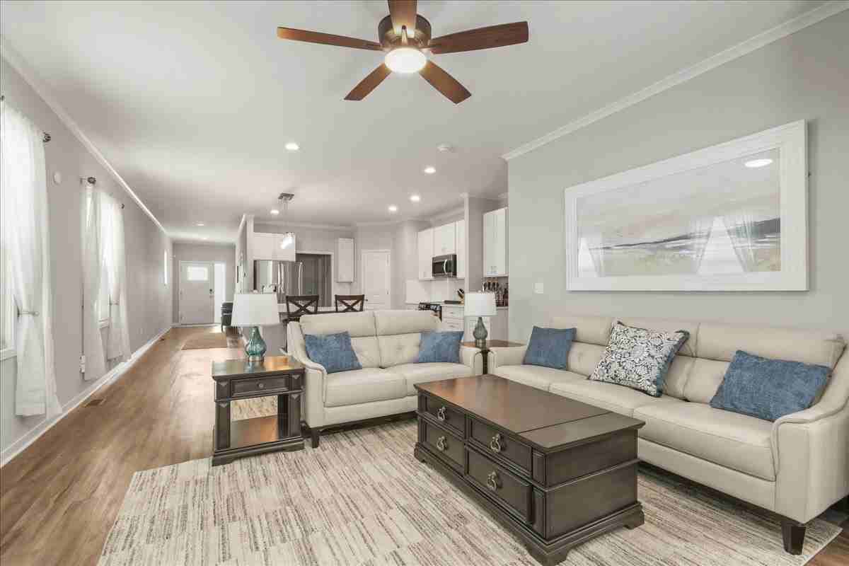 1095 N Findley St #1 - Photo 5 of 27