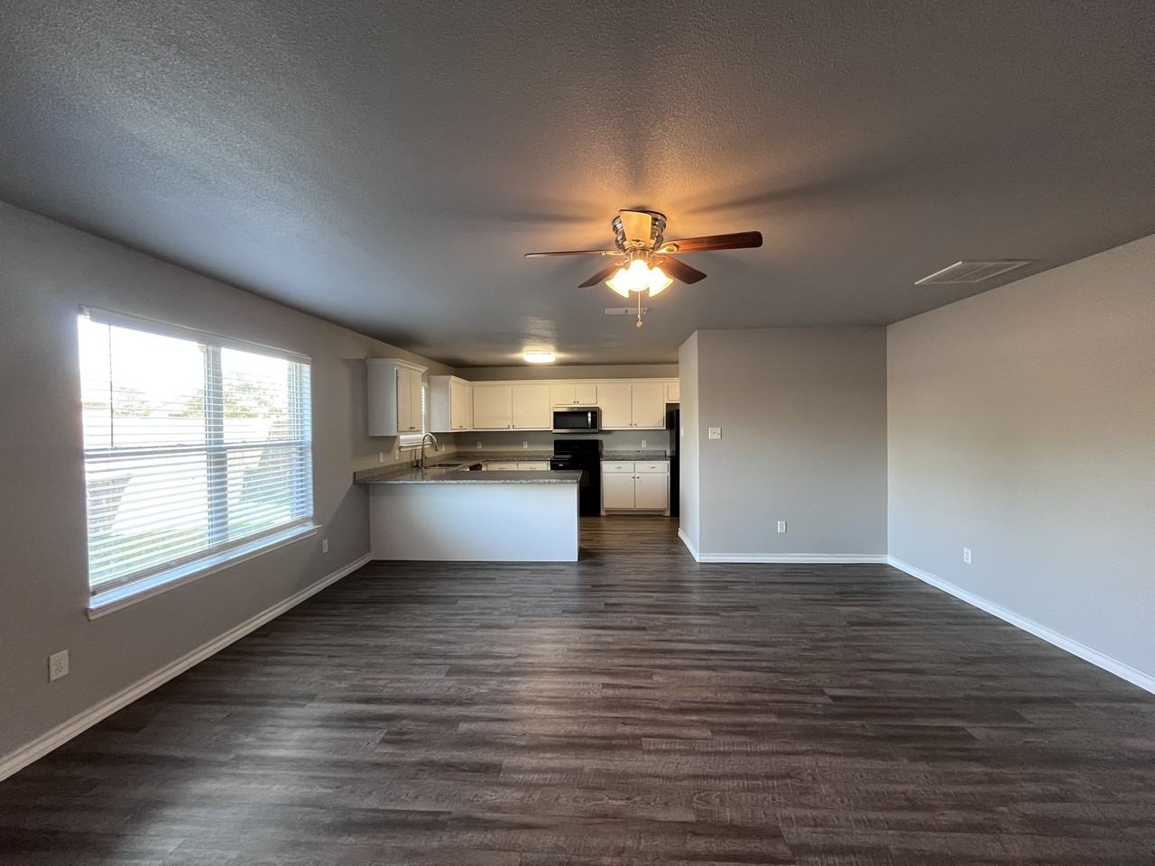 3440 Itasca Street #1 - Photo 6 of 21