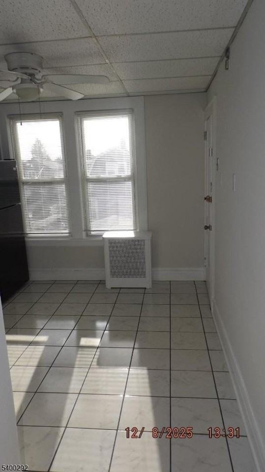 71 Crystal St - Photo 4 of 9