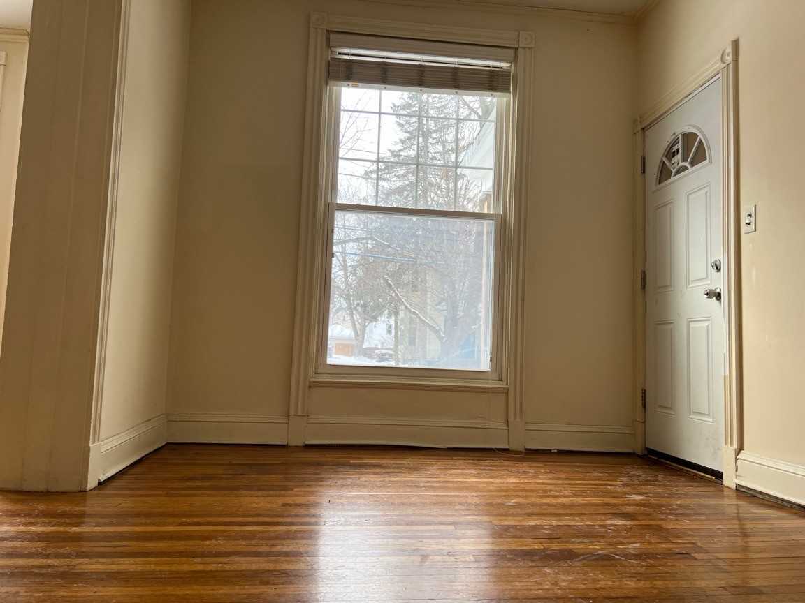 11 Jewett Place #1 - Photo 3 of 16