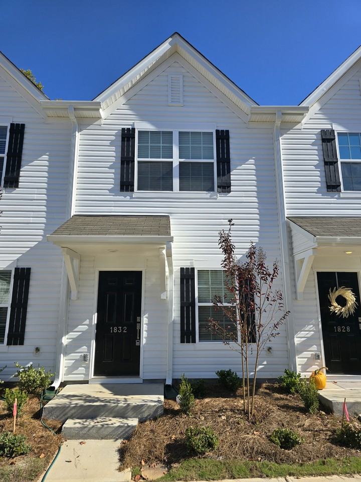 1832 Autumn Mist Dr #1 - Photo 2 of 24