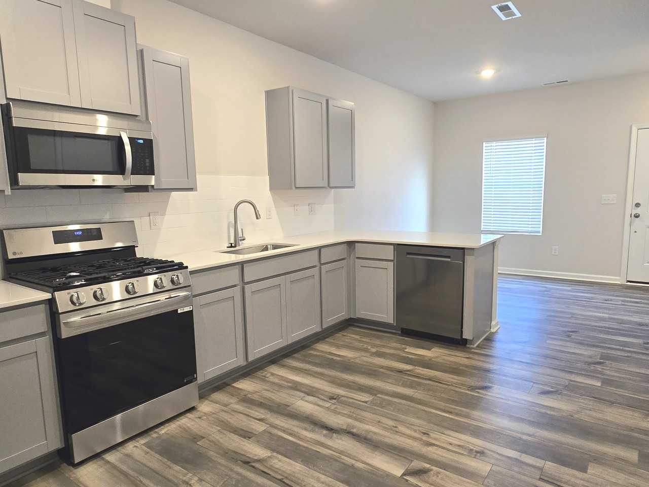 1832 Autumn Mist Dr #1 - Photo 6 of 24