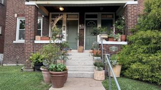 2112 Portis Avenue #2F - Photo 1 of 1