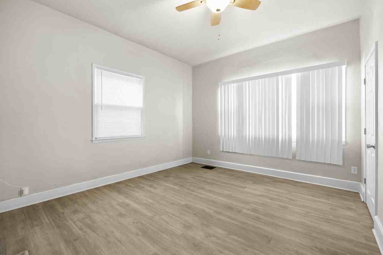 1211 W 30th St #1 - Photo 5 of 22