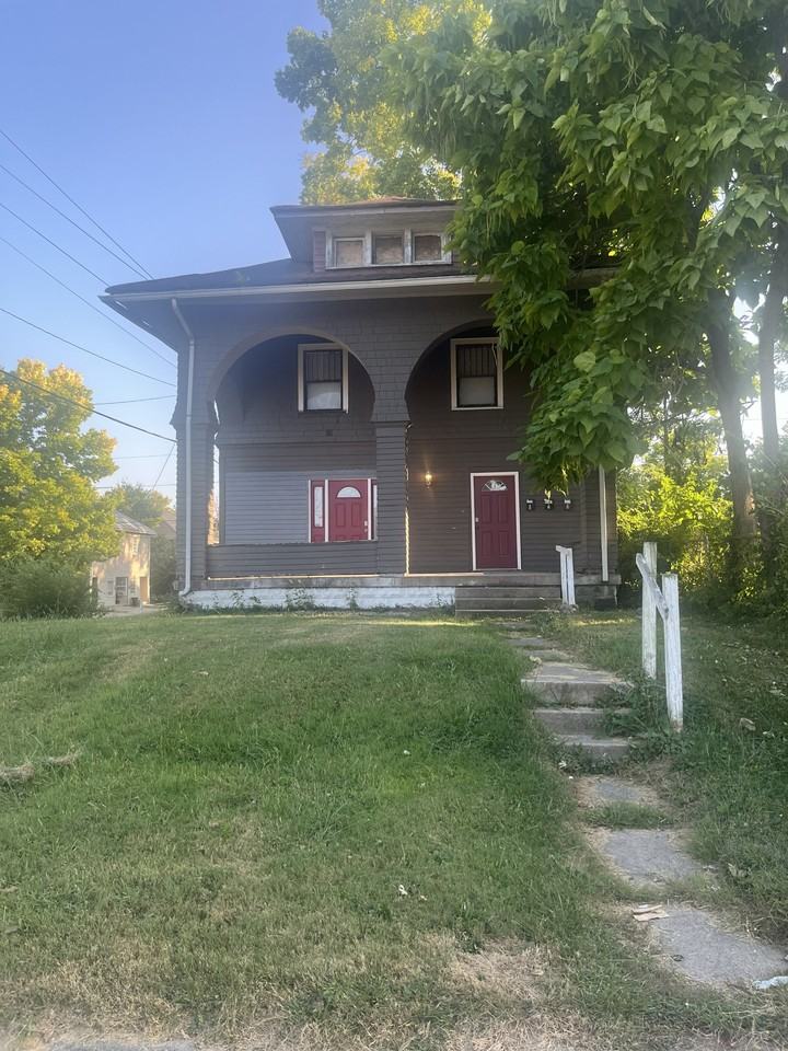 1101 West 33rd Street #A - Photo 2 of 16