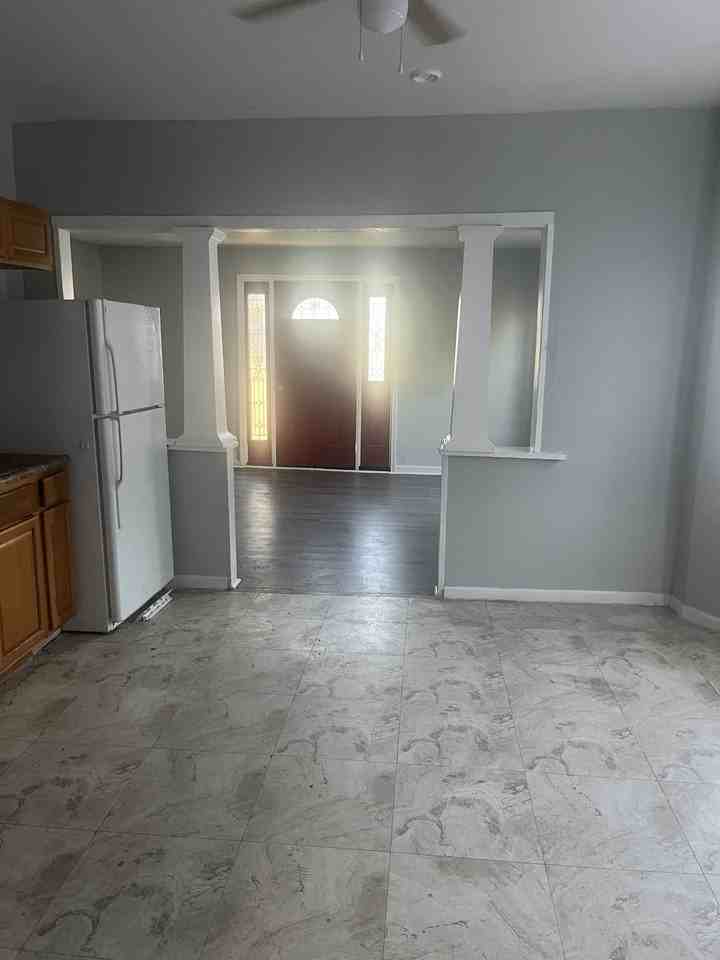 1101 West 33rd Street #A - Photo 4 of 16