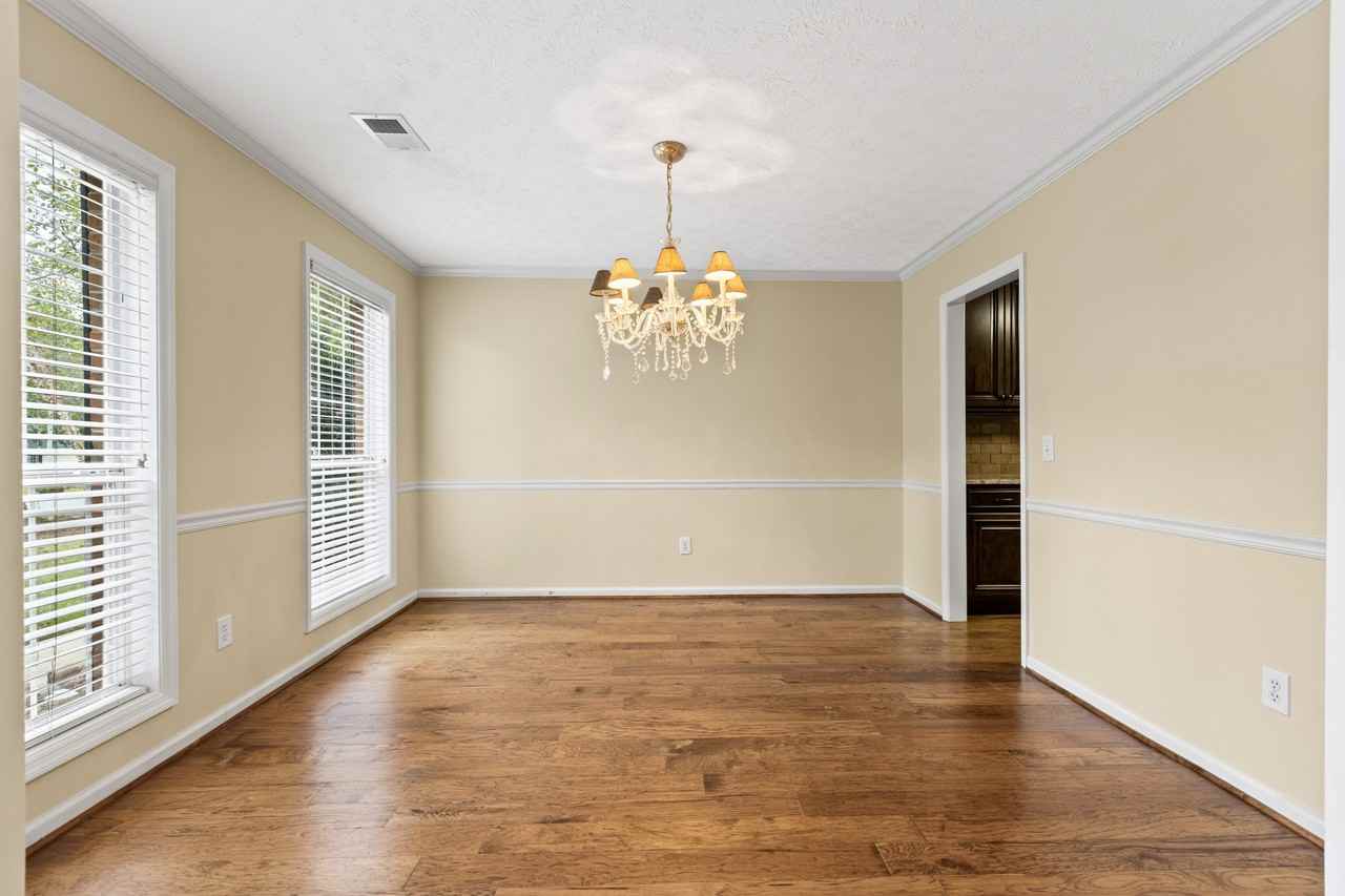 359 Estate Avenue #1 - Photo 4 of 19