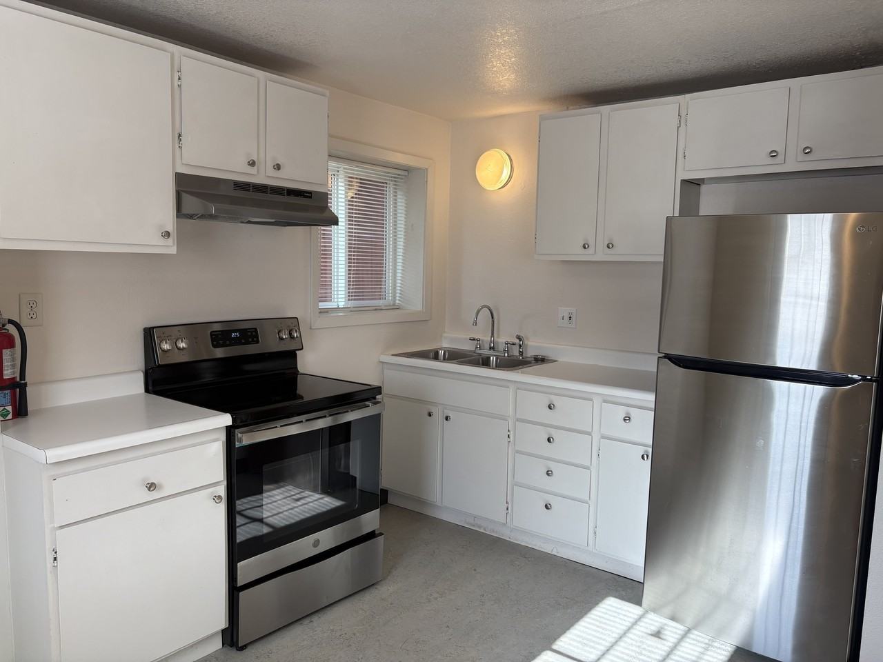 8236 N Edison St #8236 - Photo 4 of 16