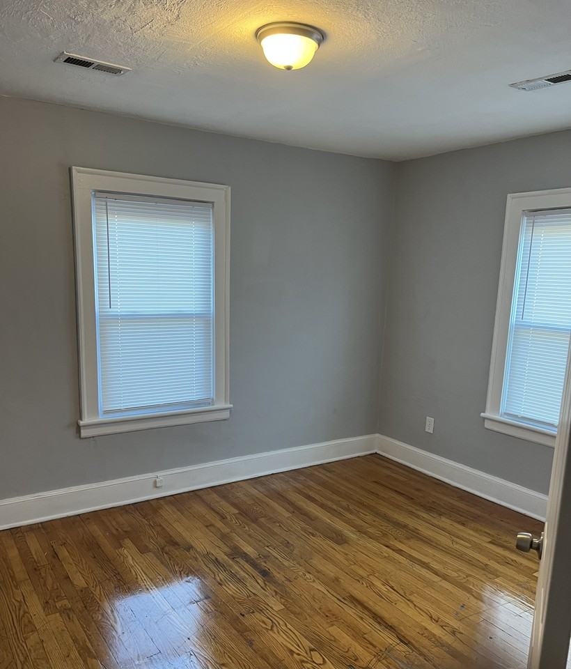 1330 Custer Street #1 - Photo 6 of 9