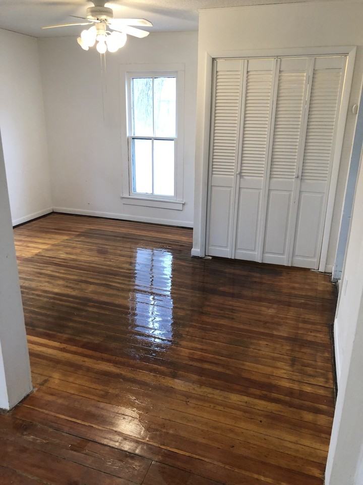 208 East F Street #1 - Photo 2 of 7