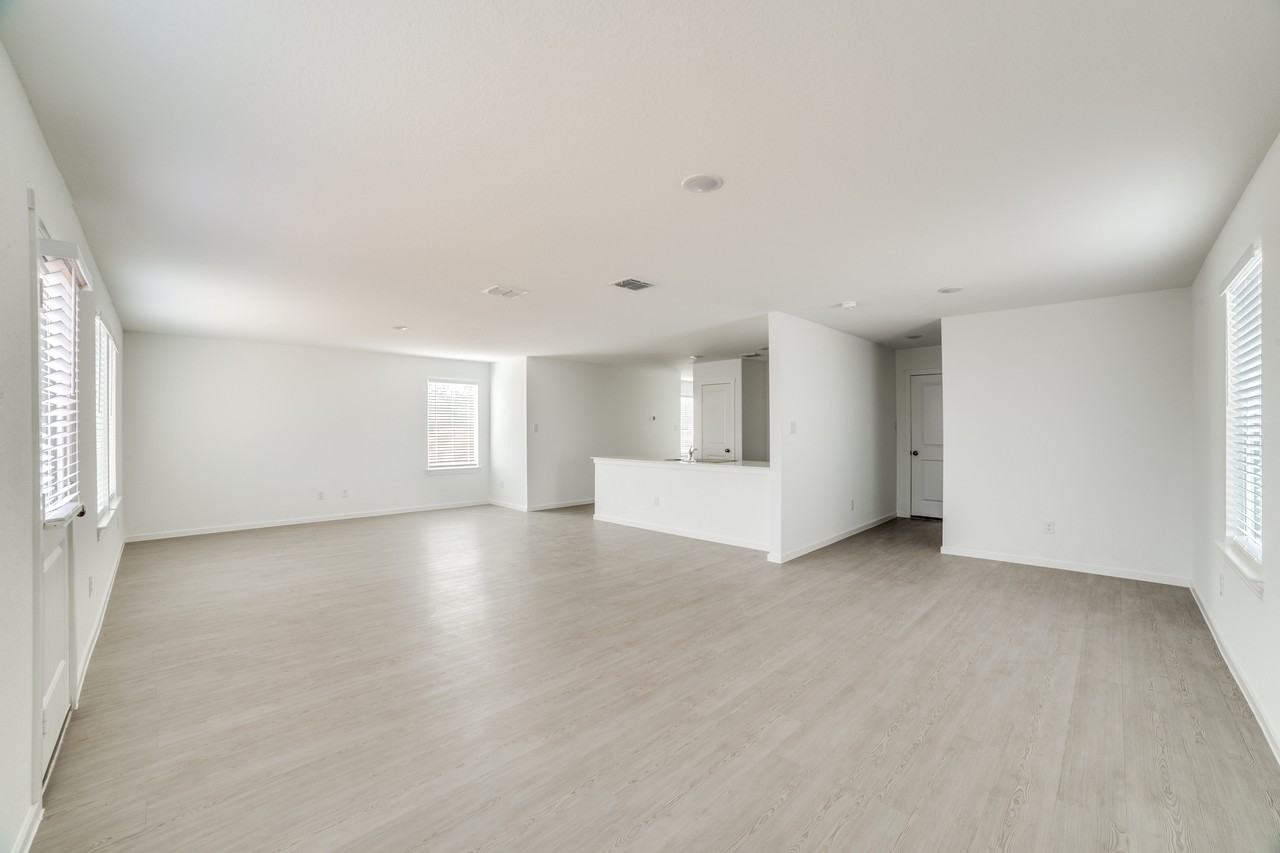 5202 Morgan Crst #1 - Photo 5 of 50