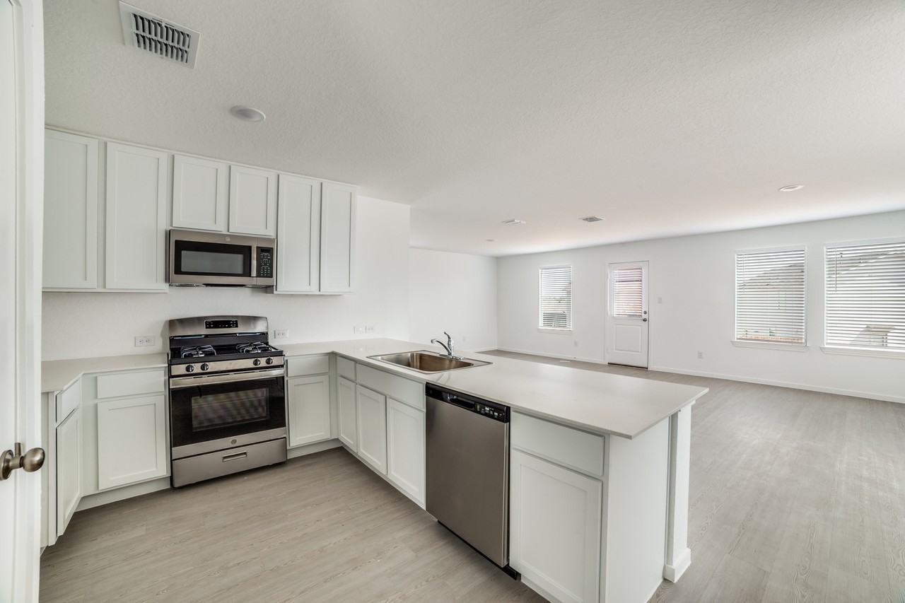 5202 Morgan Crst #1 - Photo 7 of 50