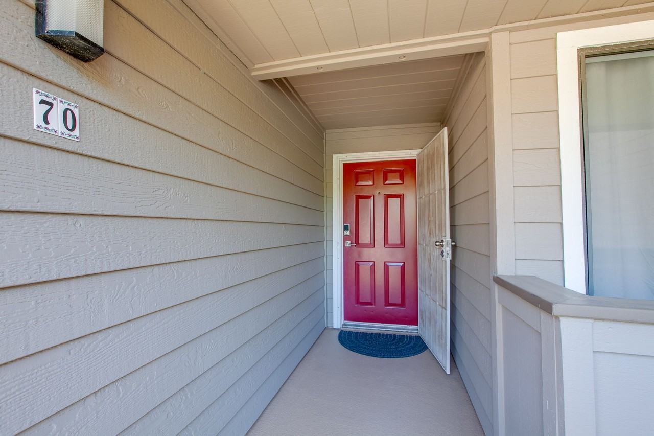 1075 Shadowridge Drive #1 - Photo 4 of 35