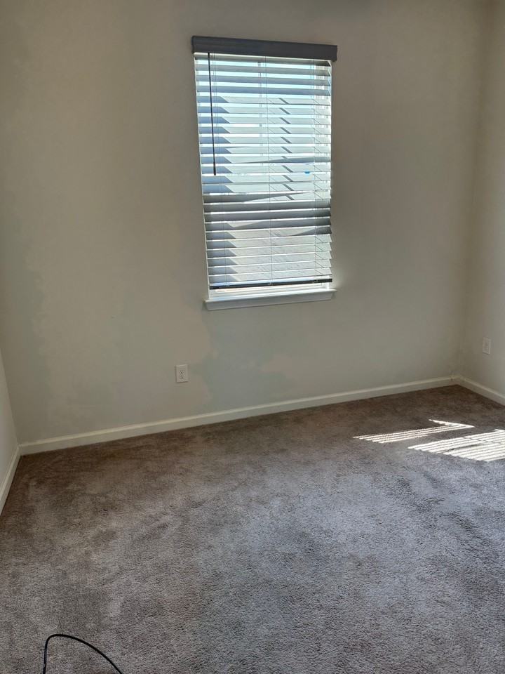 1032 Hawks Nest Lane #1 - Photo 4 of 10