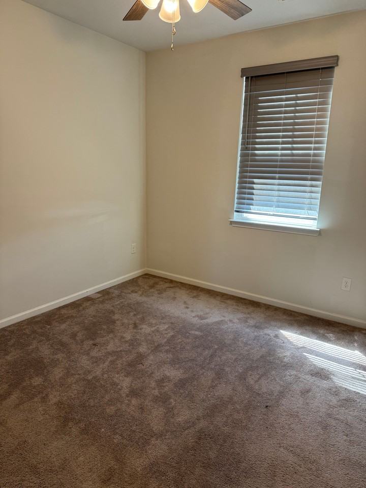 1032 Hawks Nest Lane #1 - Photo 5 of 10