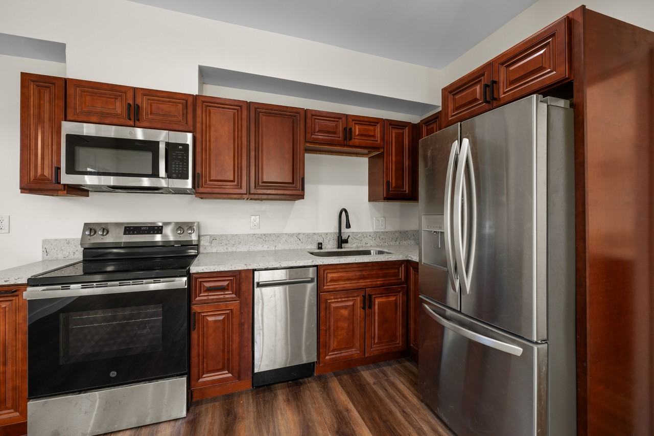 3993 Honeycutt St #1 - Photo 4 of 17